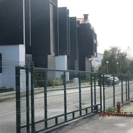 Estrada De Santa Eulalia אלבופיירה