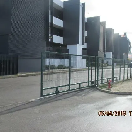 Estrada De Santa Eulalia אלבופיירה